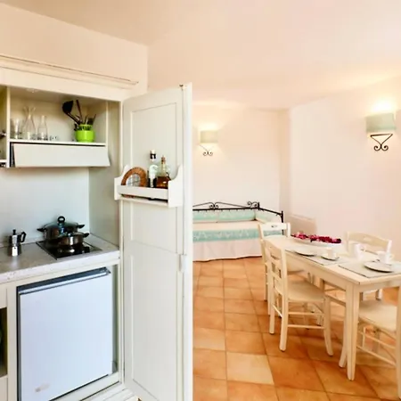 Aparthotel Isa-residence With Swimming-pool In Vignola Mare, With Air Conditioning And Private Outdoor Area 4*