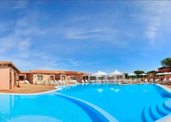 Isa-residence With Swimming-pool In Vignola Mare, With Air Conditioning And Private Outdoor Area Hotel apartamentowy 4*