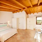 Апарт-отель Isa-residence Baia Dei Mirti