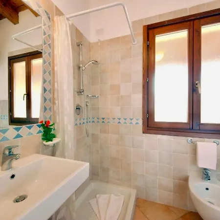 Isa-residence With Swimming-pool In Vignola Mare, With Air Conditioning And Private Outdoor Area *