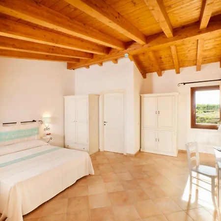 Aparthotel Isa-residence With Swimming-pool In Vignola Mare, With Air Conditioning And Private Outdoor Area