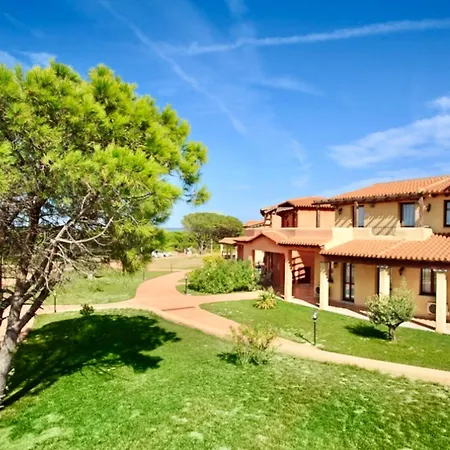 Isa-residence Baia Dei Mirti Апарт-отель Vignola Mare