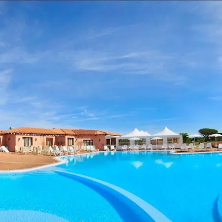 Isa-residence With Swimming-pool In Vignola Mare, With Air Conditioning And Private Outdoor Area Aparthotel *