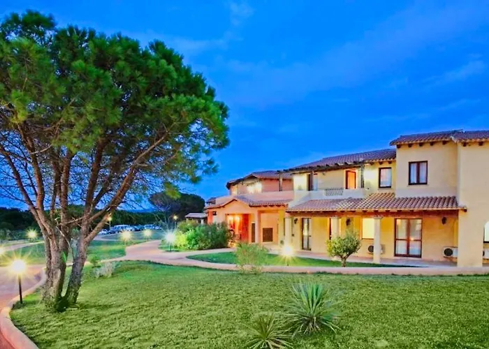 Isa-residence With Swimming-pool In Vignola Mare, With Air Conditioning And Private Outdoor Area Apart Otel 4*